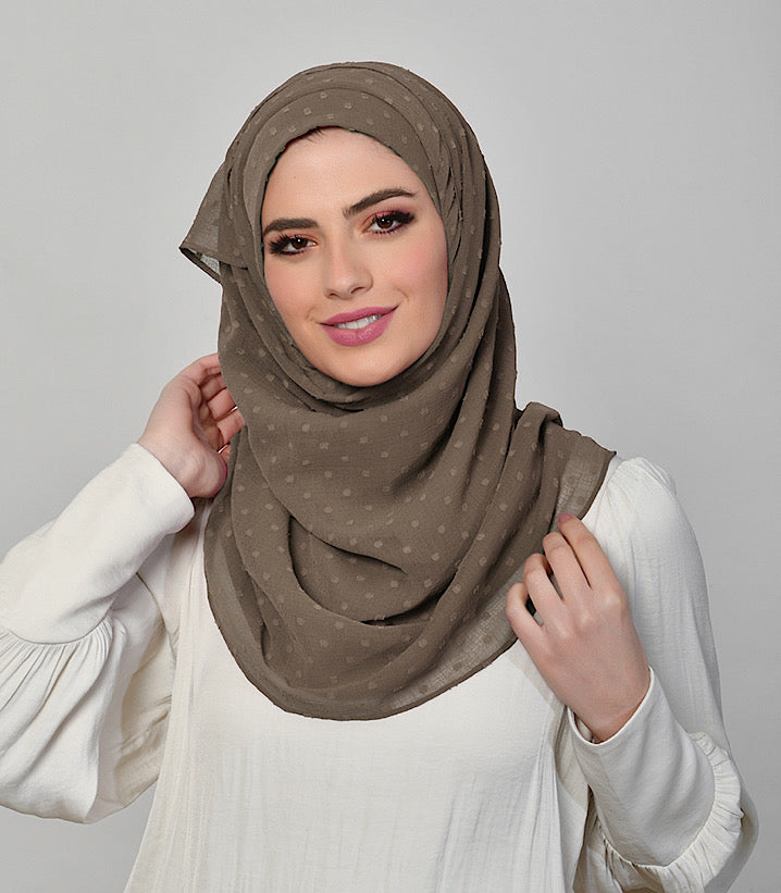 LIGHT BROWN