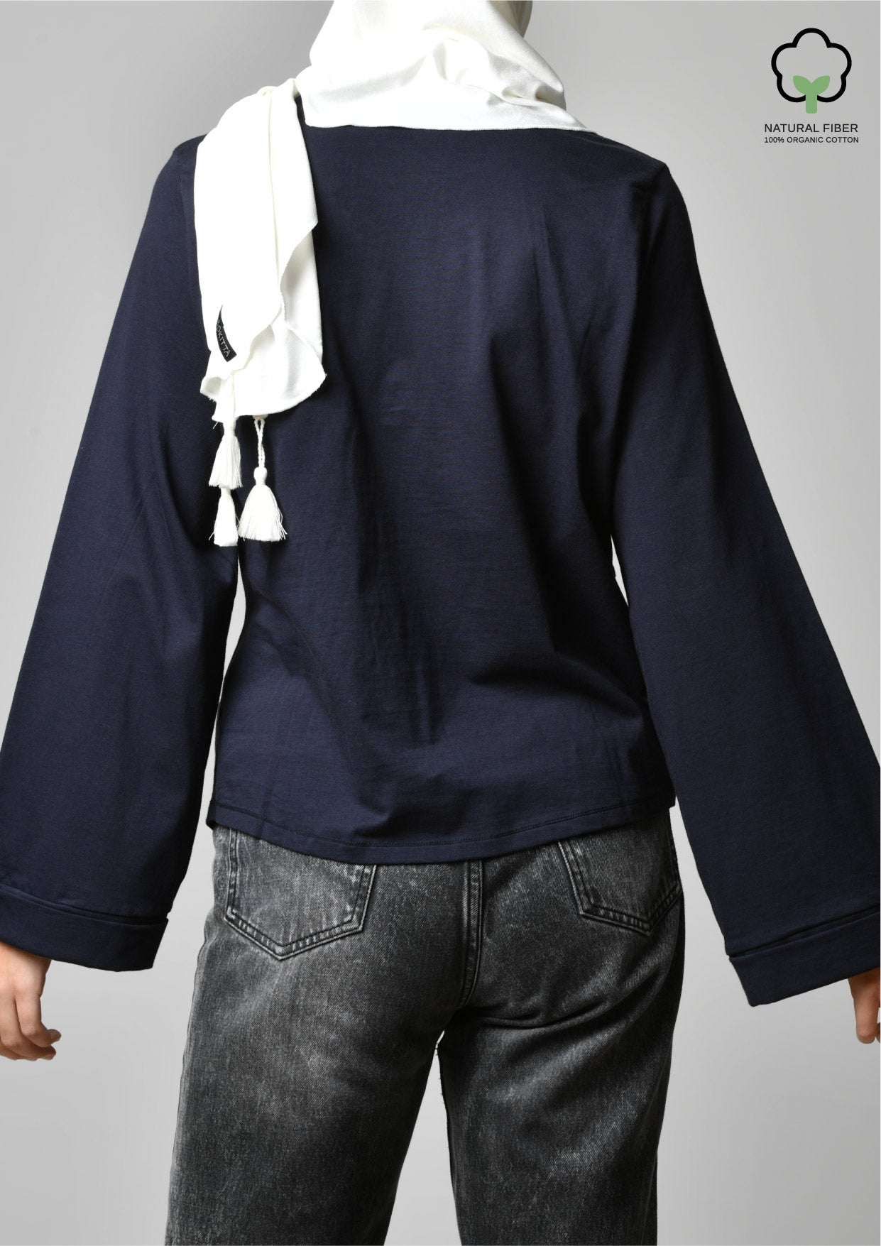Lotus-Navy-Back