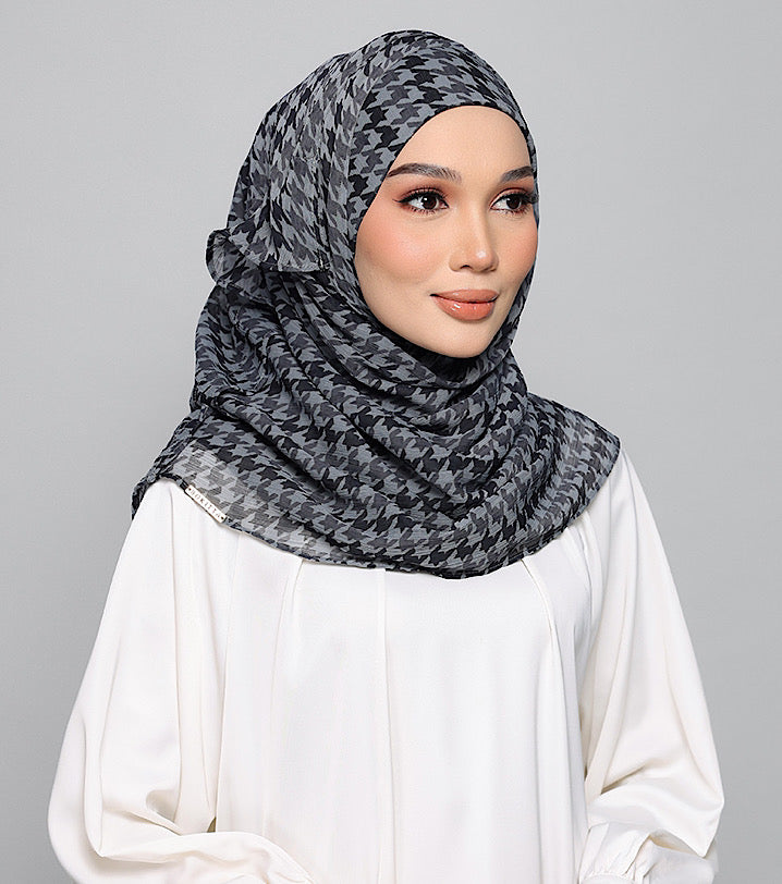 Houndstooth Charcoal