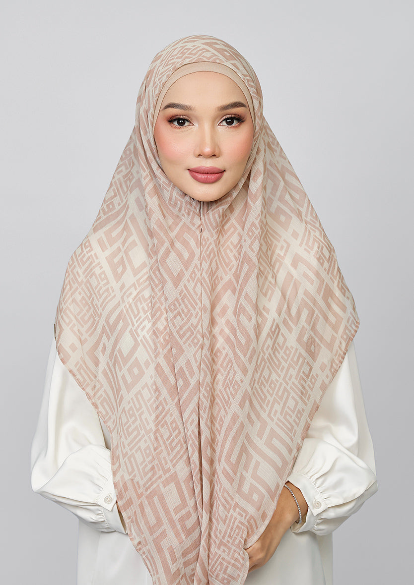 Monogram Sand