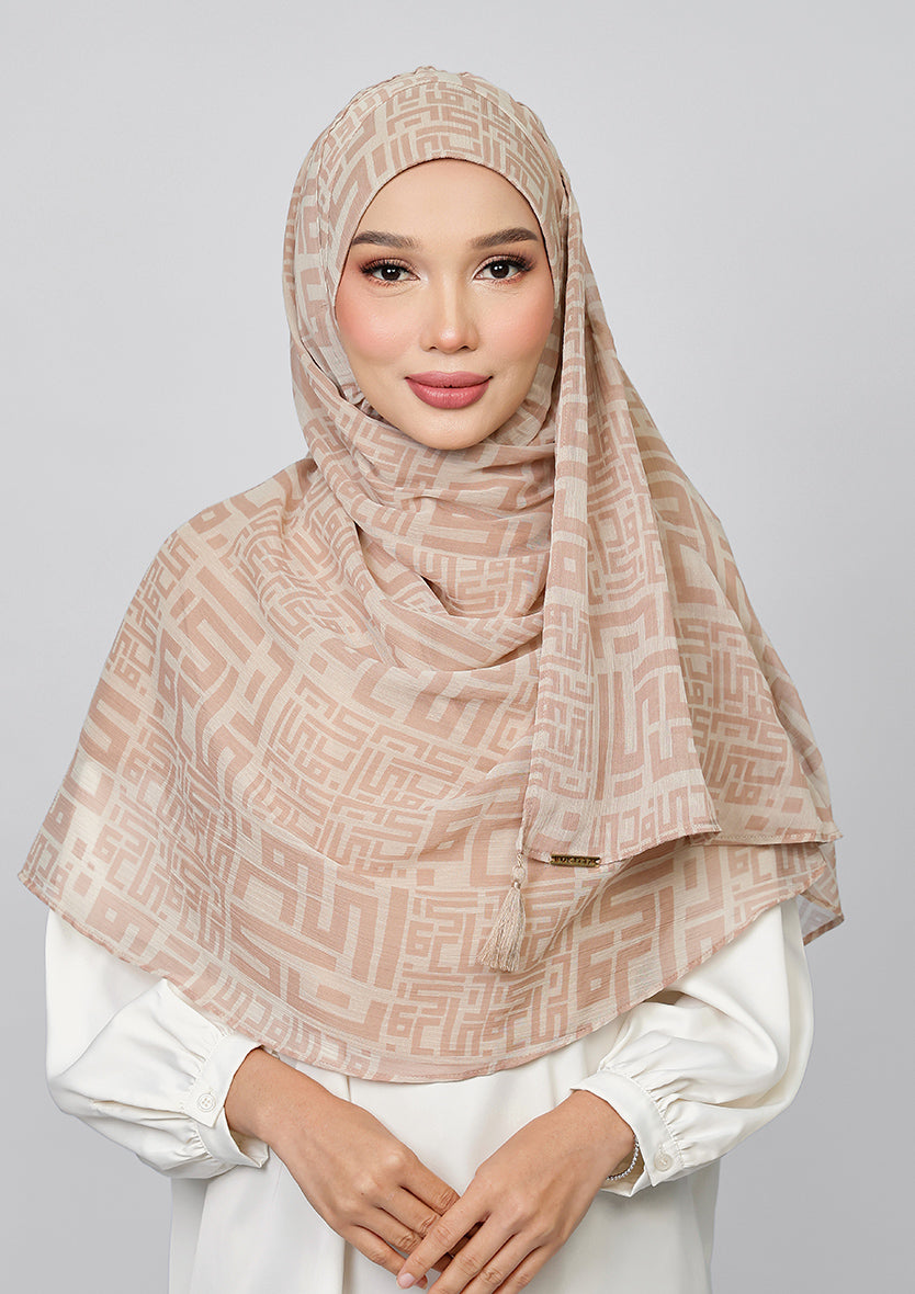 Monogram Sand