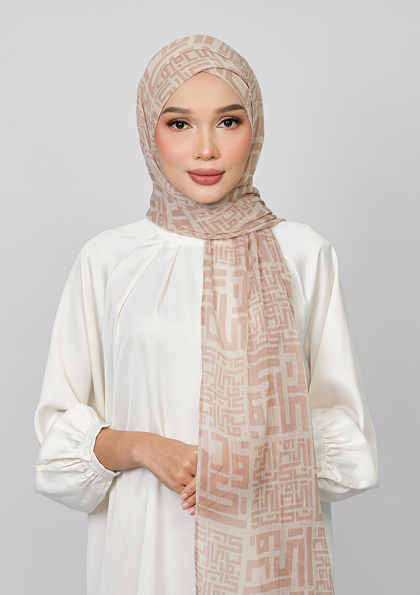 Monogram Sand