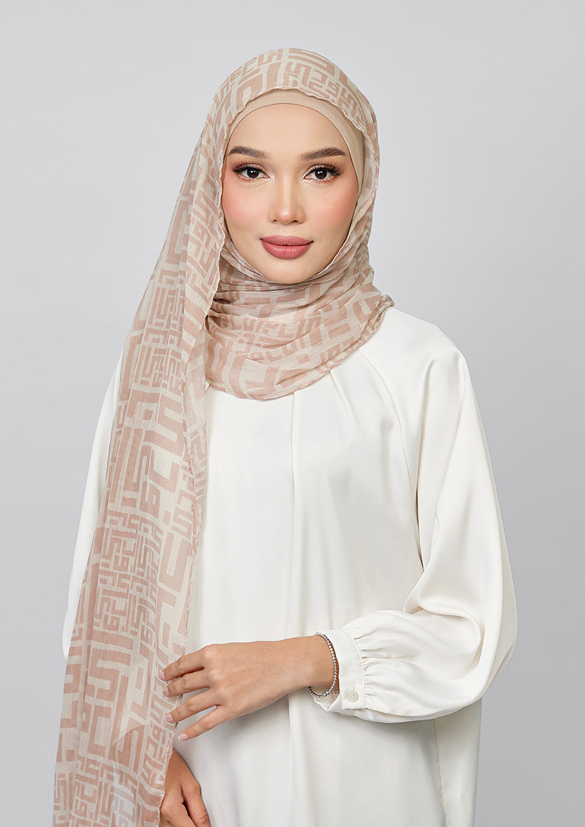 Monogram Sand